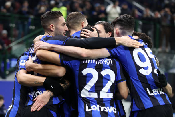 再次展现出 再次展现出